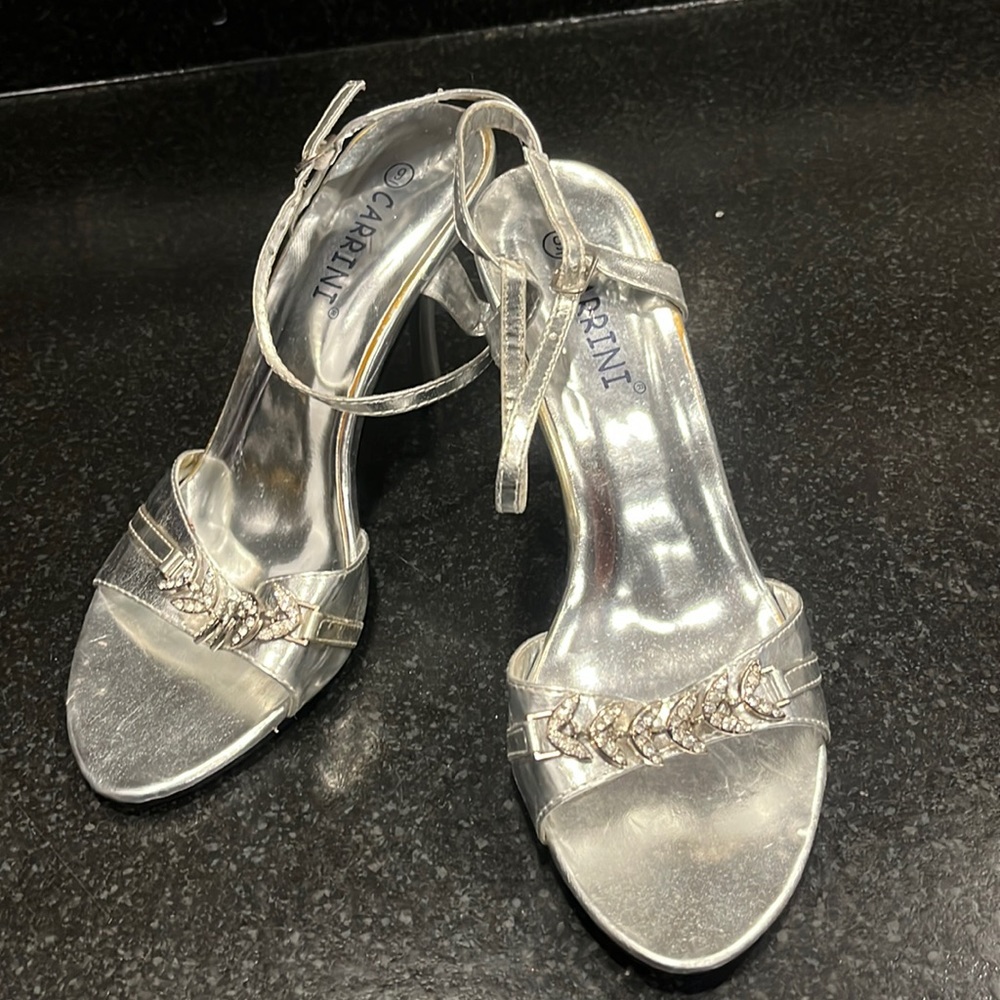 Party dress shoe 9